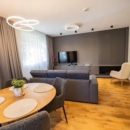 Alpine Escape Design Detelina Apartment Bansko